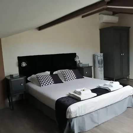 La Villa-carcassonne Bed and Breakfast *