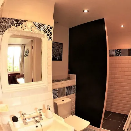 La Villa-carcassonne Bed and Breakfast *