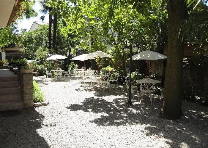 La Villa-carcassonne Frühstückspension *